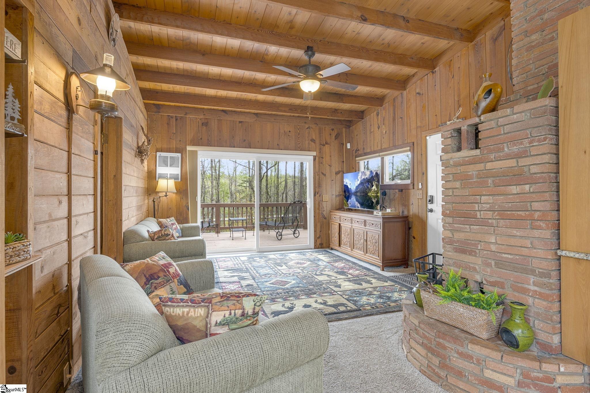 4828 Highway 11 Pickens, SC 29671 - Photo 11 of 43