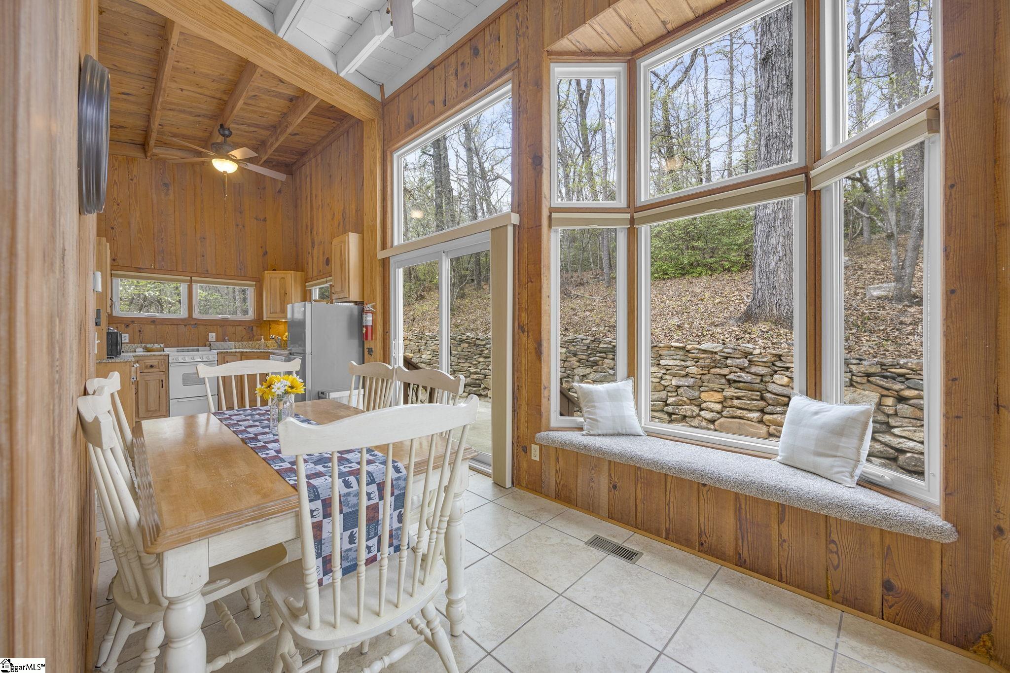 4828 Highway 11 Pickens, SC 29671 - Photo 15 of 43
