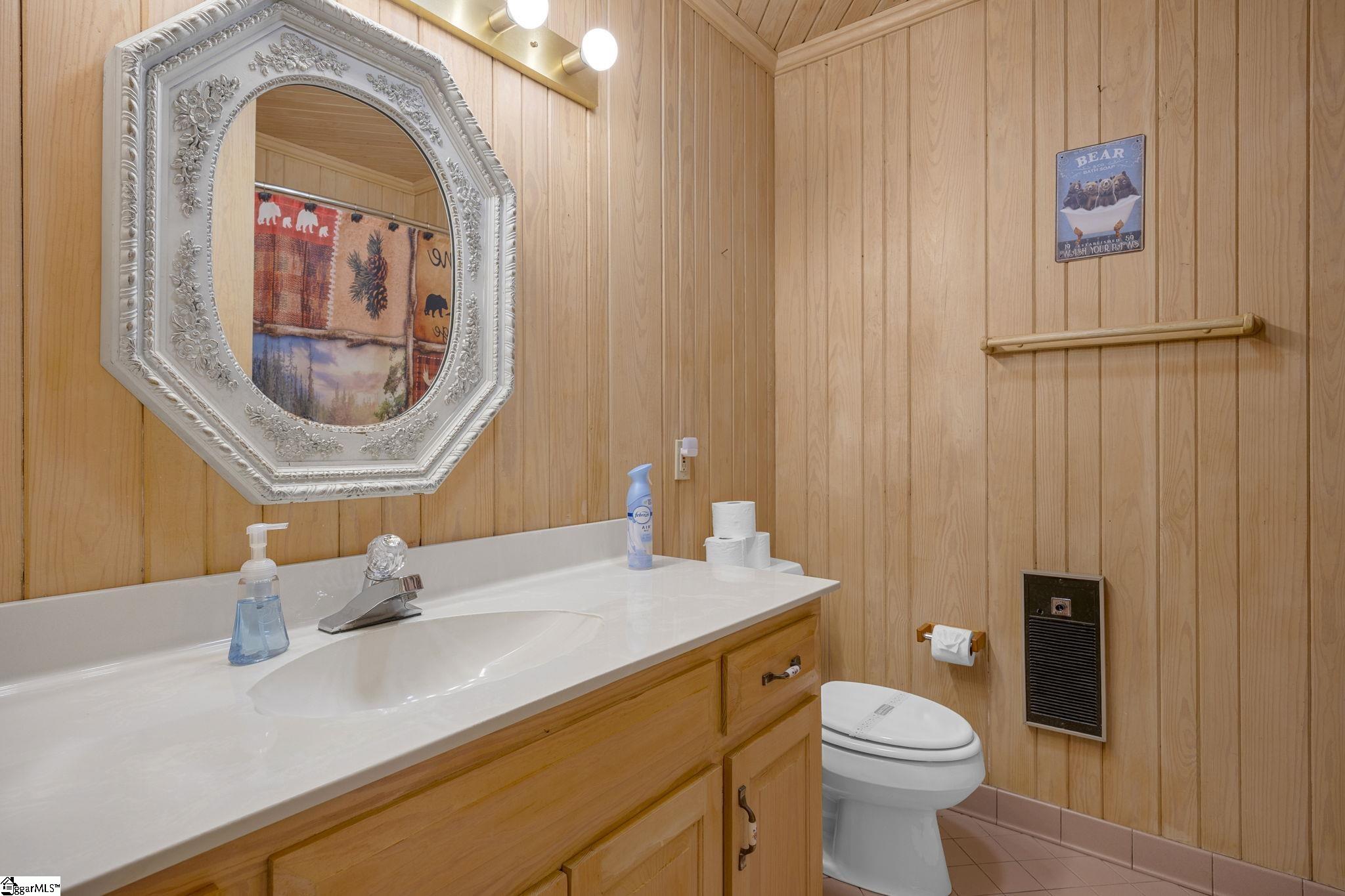 4828 Highway 11 Pickens, SC 29671 - Photo 22 of 43