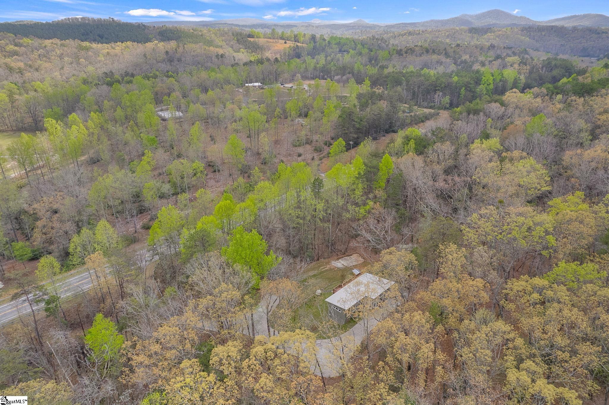 4828 Highway 11 Pickens, SC 29671 - Photo 37 of 43
