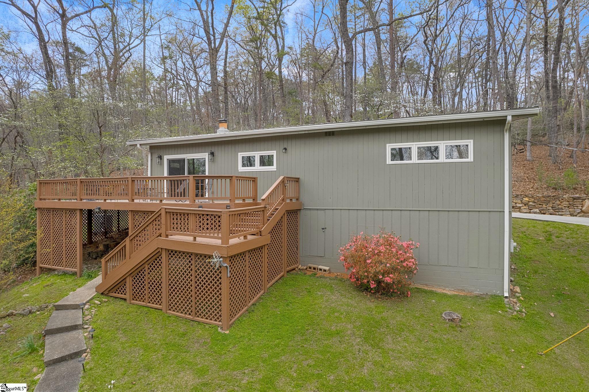 4828 Highway 11 Pickens, SC 29671 - Photo 9 of 43