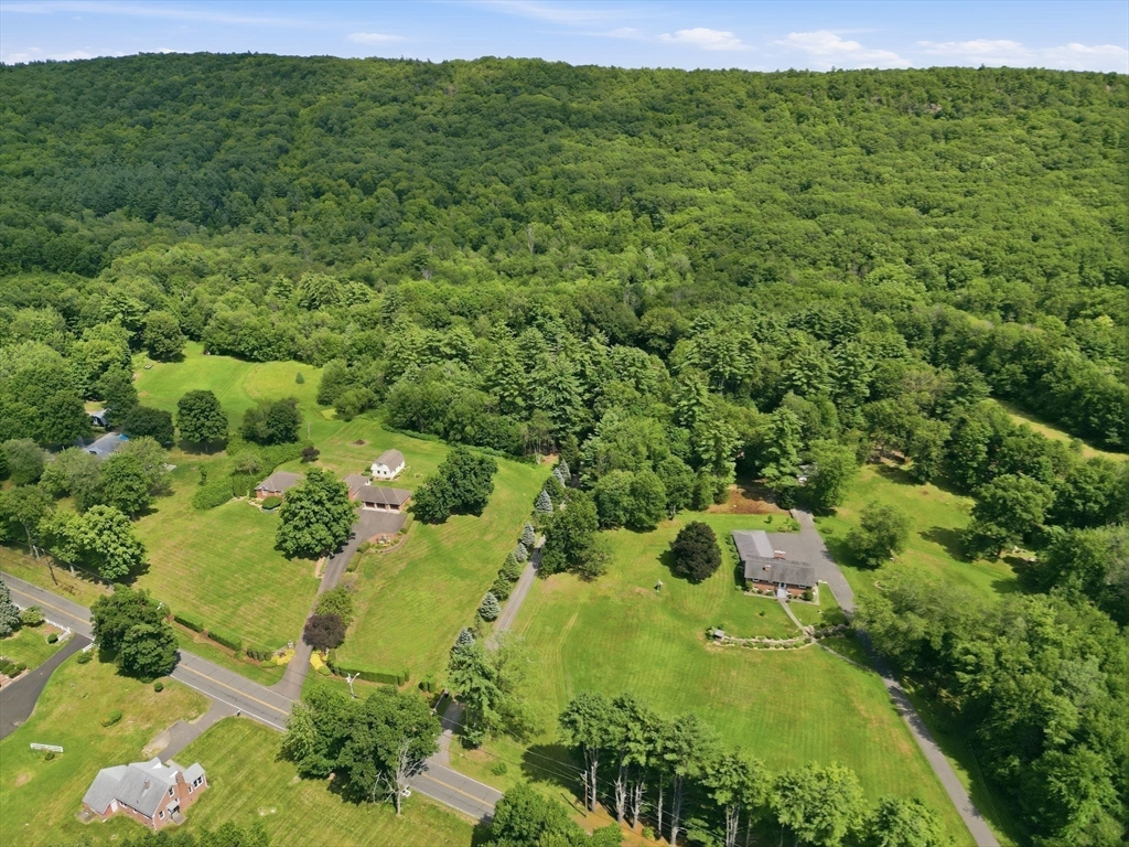 414 Mountain Road Holyoke, MA 01040 - Photo 42 of 42 Gallery Image 42