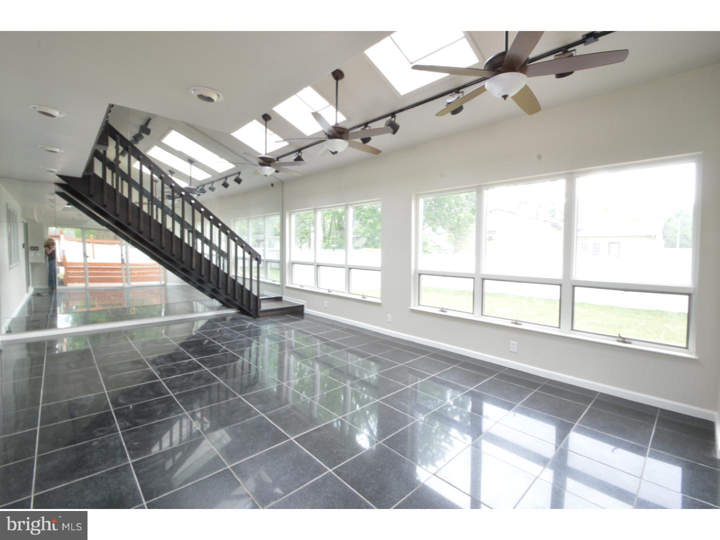 152 Canterbury Road Mount Laurel, NJ 08054 - Photo 22 of 25 Sun Room