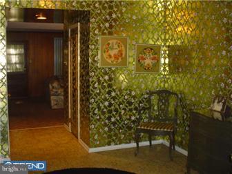 8844 Rising Sun Avenue Philadelphia, PA 19115 - Photo 3 of 12 Gallery Image 3