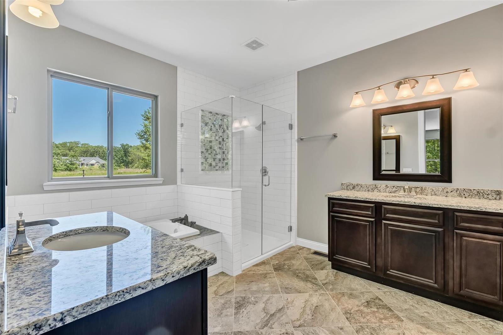 2 Callaway Ridge Court Defiance, MO 63341 - Photo 21 of 48 Gallery Image 21