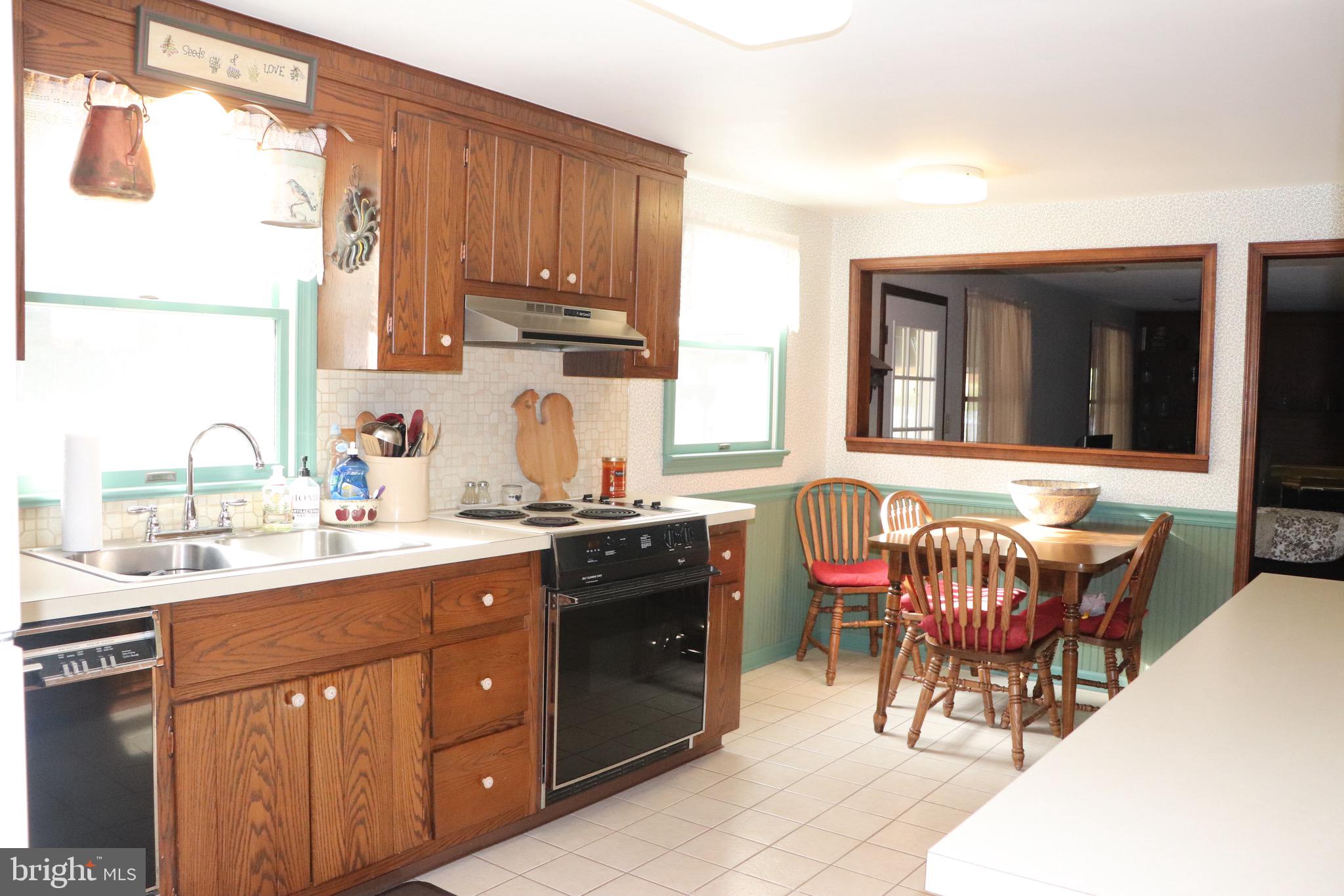 1711 Kepler Road Pottstown, PA 19464 - Photo 7 of 31 Gallery Image 7