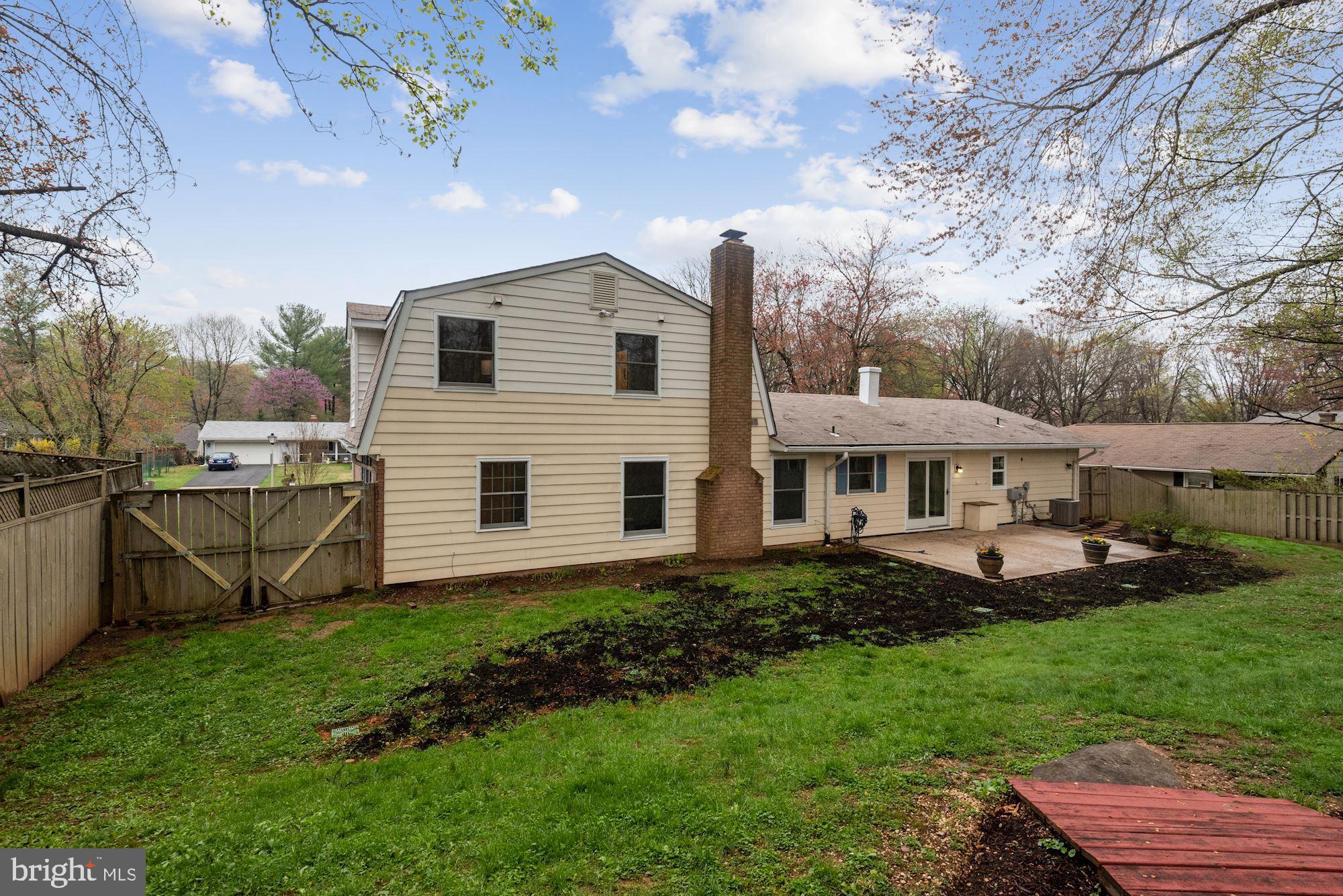 3224 Birchtree Lane Silver Spring, MD 20906 - Photo 13 of 30 Rear is fully fenced with gate on either side