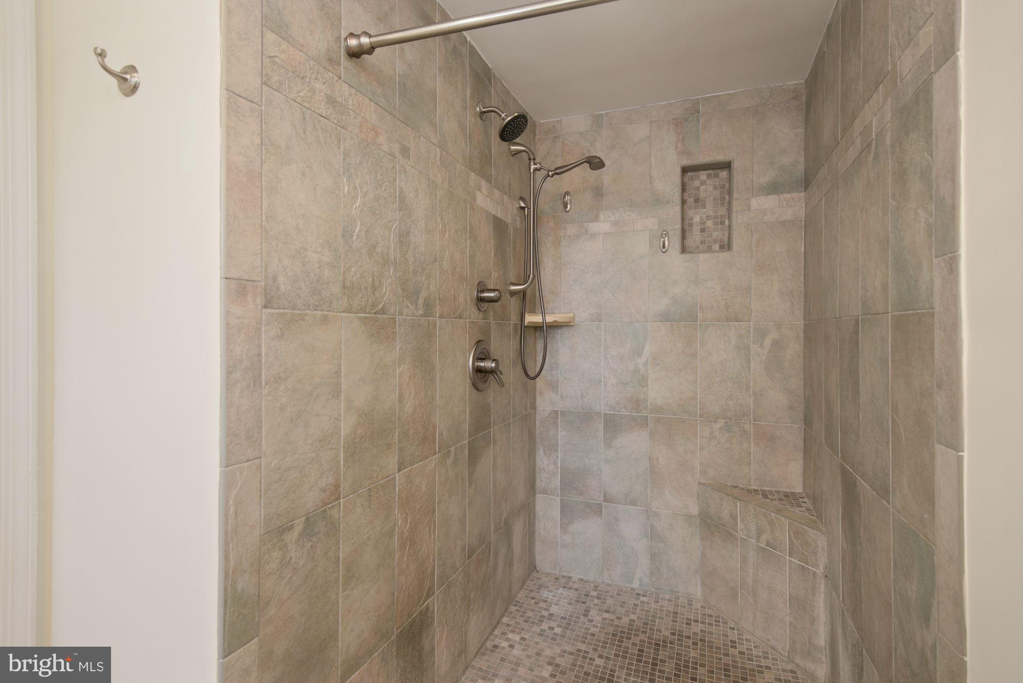 3224 Birchtree Lane Silver Spring, MD 20906 - Photo 25 of 30 Primary Bath Shower