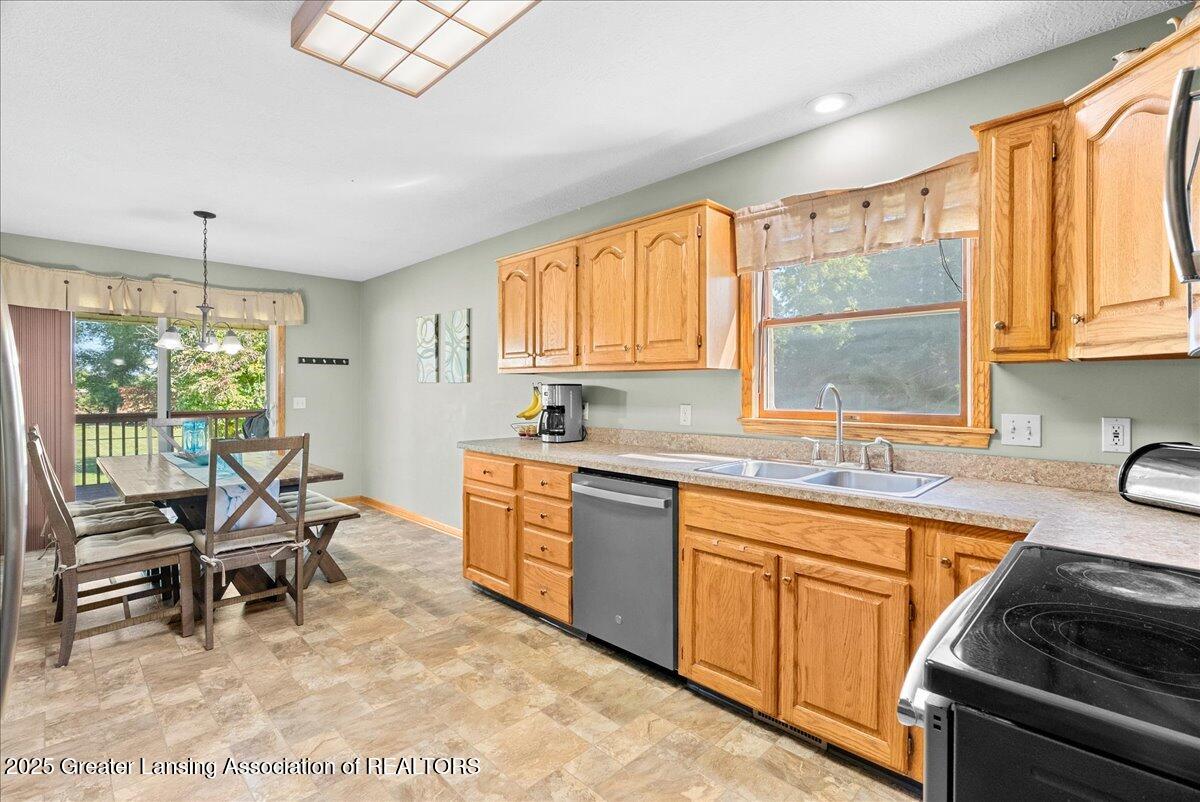 7100 West Centerline Road St. Johns, MI 48879 - Photo 21 of 54 21-Media Jett - 48