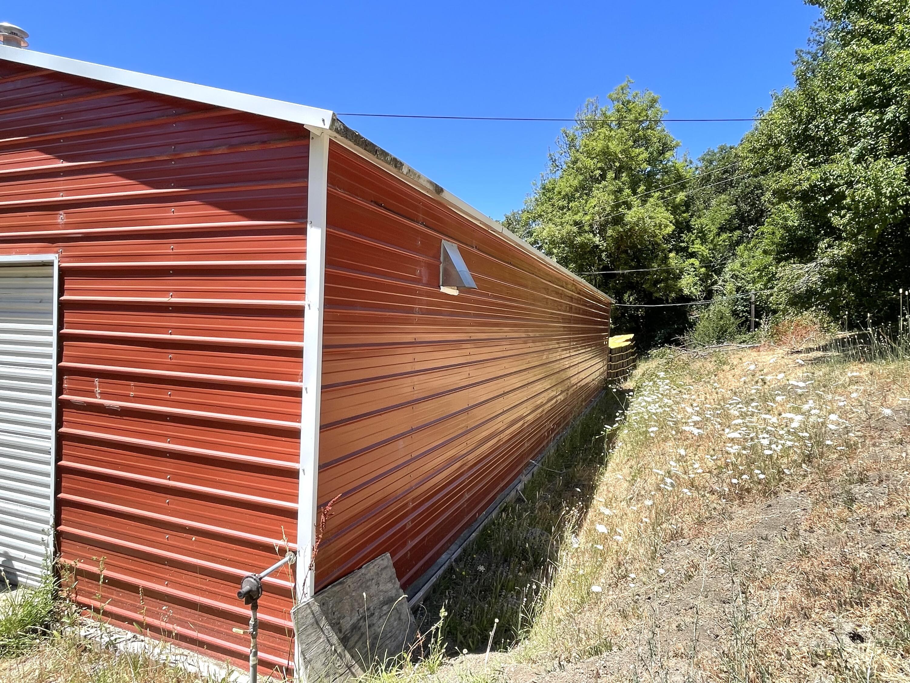 35082 Alderpoint Road Blocksburg, CA 95514 - Photo 24 of 71