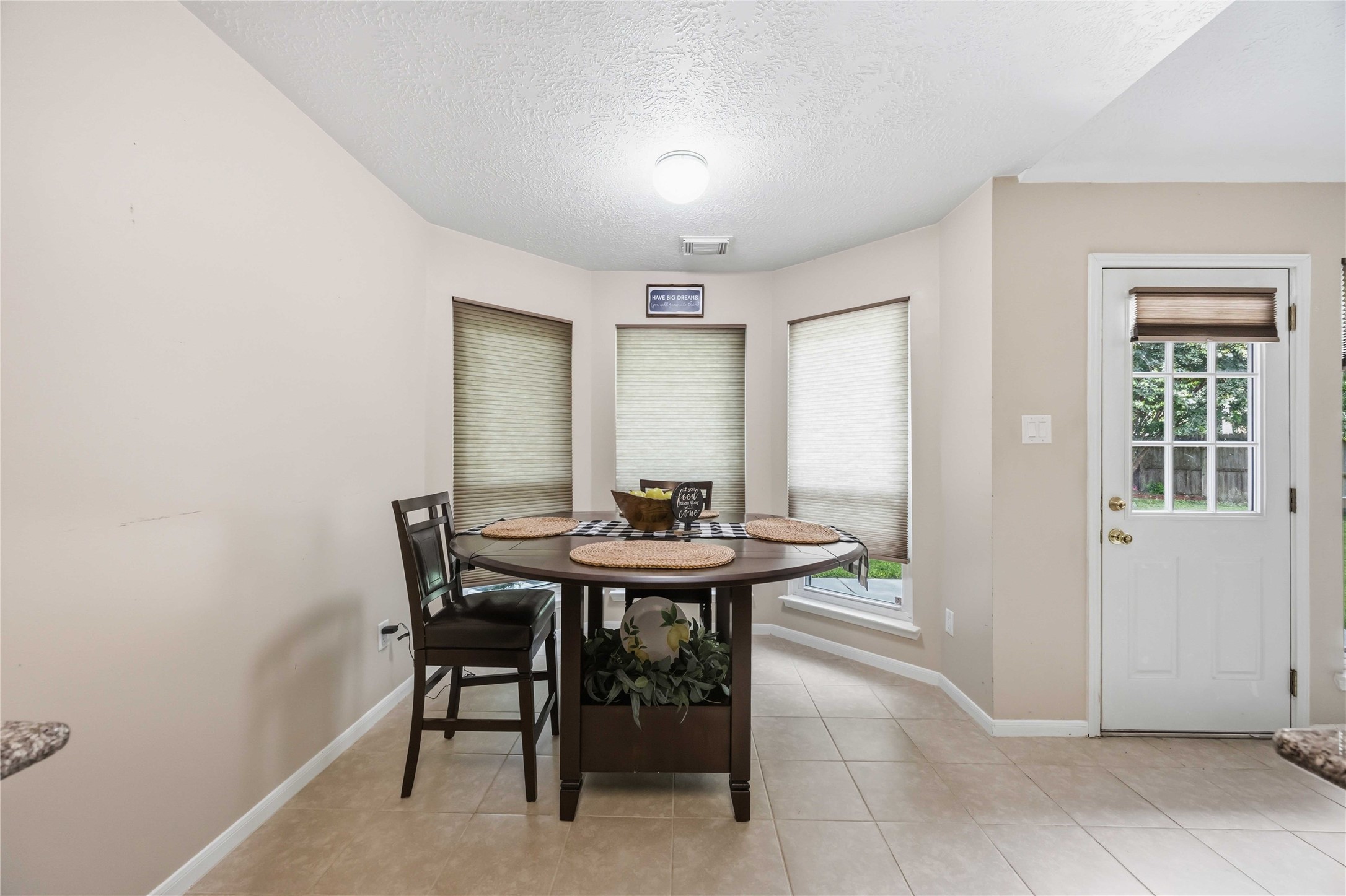 3226 Keygate Drive Spring, TX 77388 - Photo 9 of 34 Breakfast/Dining Room