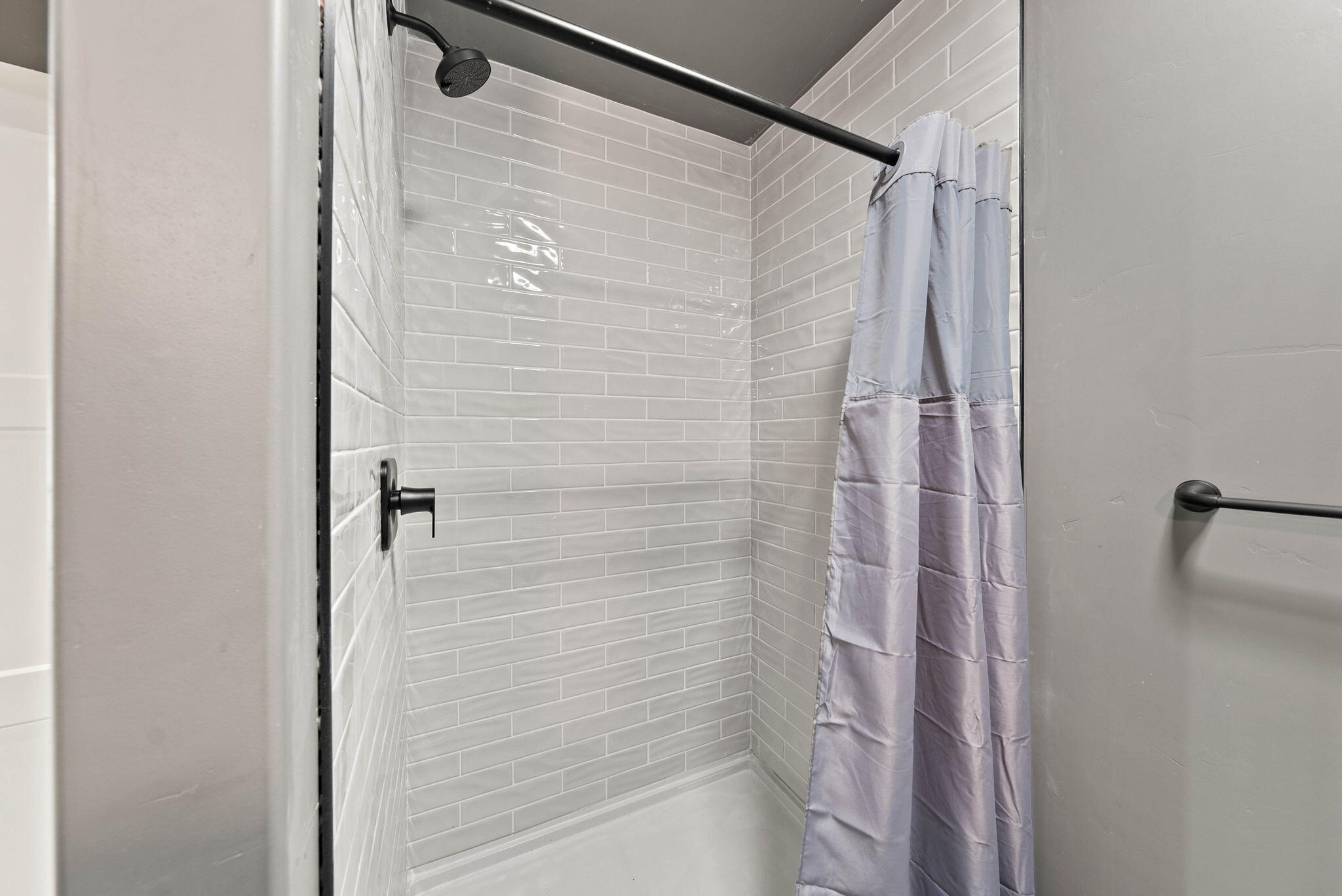 60449 Pima Road Bend, OR 97702 - Photo 37 of 50 Bathroom 4