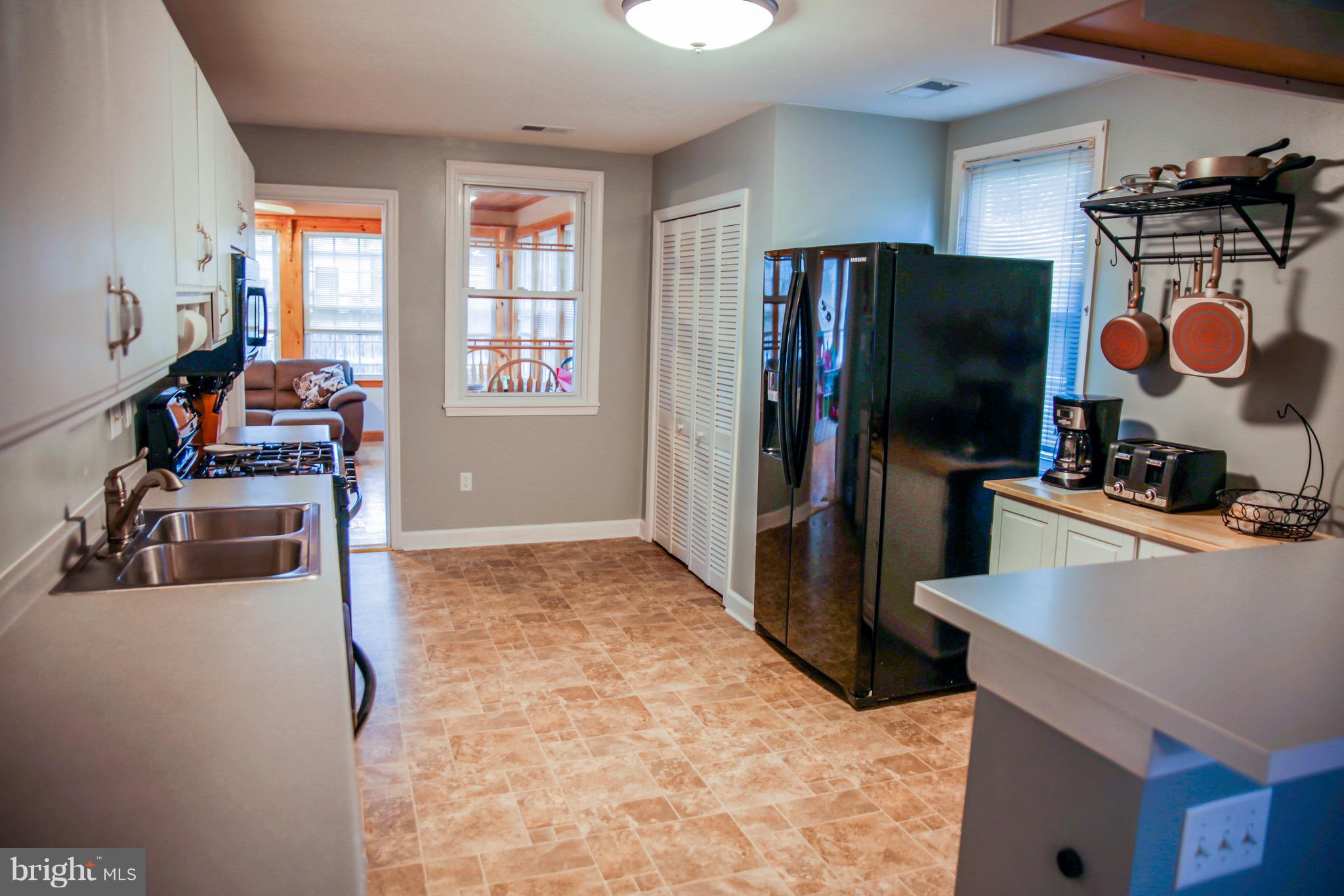 420 Cresswell Road Baltimore, MD 21225 - Photo 13 of 69 Kitchen