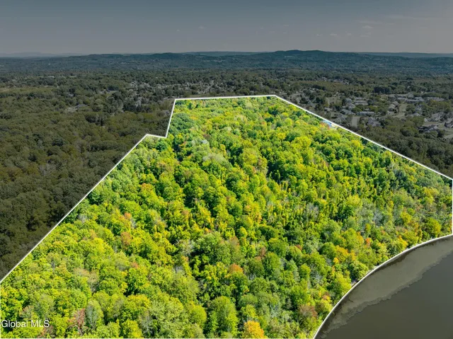 $3,200,000 | 224 Fonda Road, Waterford, NY 12188