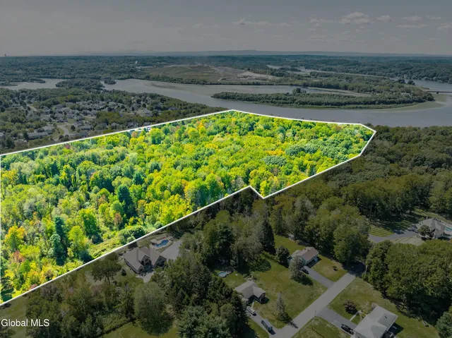 $3,200,000 | 224 Fonda Road, Waterford, NY 12188