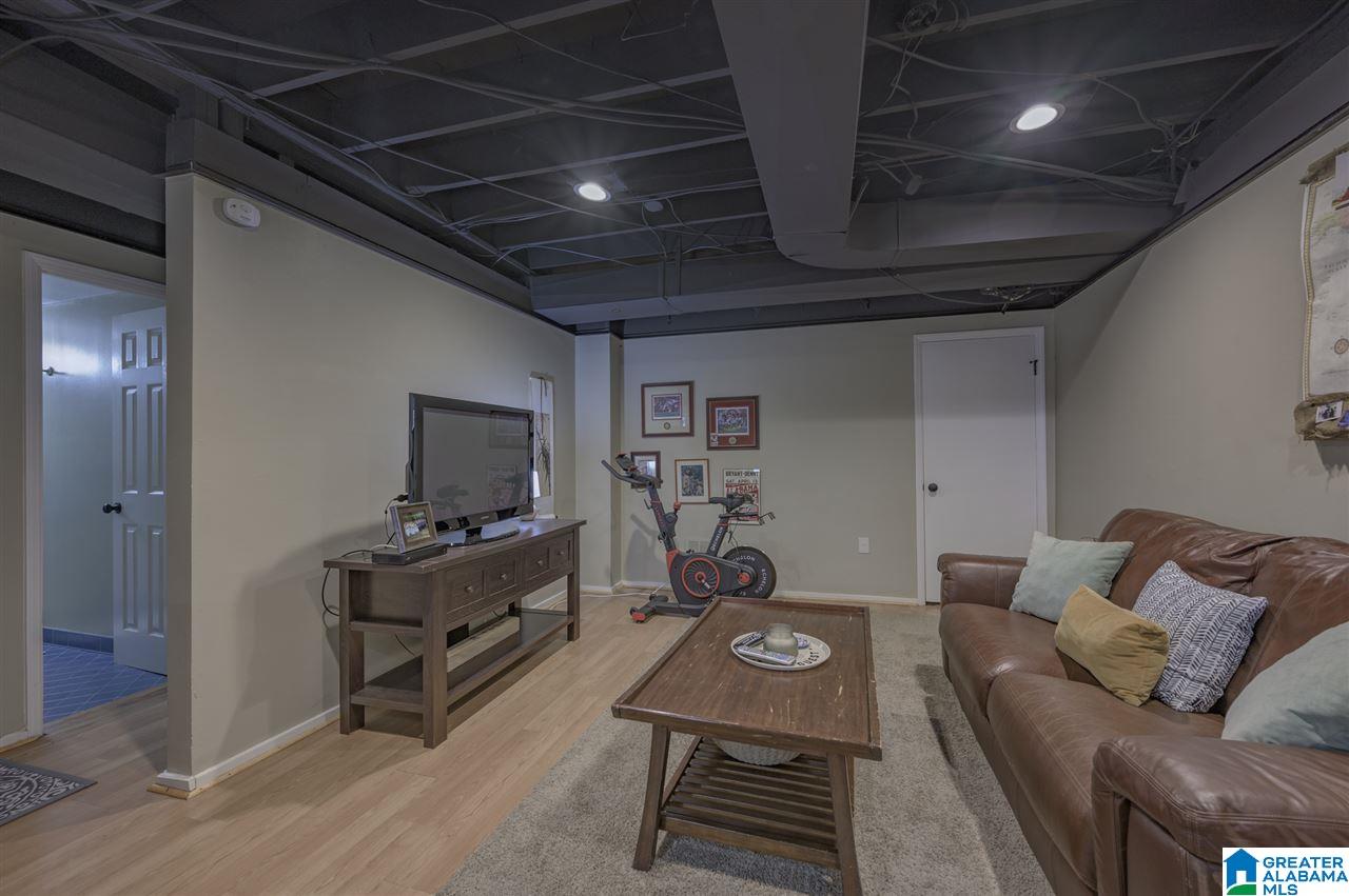 3421 Ridgecrest Drive Birmingham, AL 35216 - Photo 18 of 31