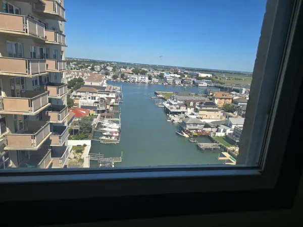 $1,900 | 3817 Ventnor Avenue, Unit 1001, Atlantic City, NJ 08401