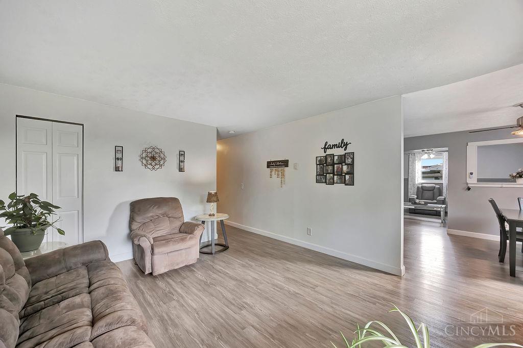 4988 Alert New London Road Hamilton, OH 45013 - Photo 7 of 39 Gallery Image 7