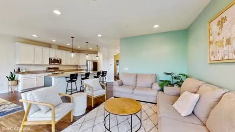 $565,000 | 518 Peterson Court, Barrington, IL 60010