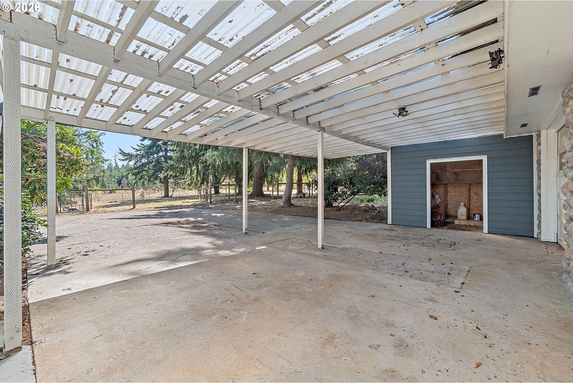 35538 Southeast Snuffin Road Estacada, OR 97023 - Photo 32 of 47 Carport
