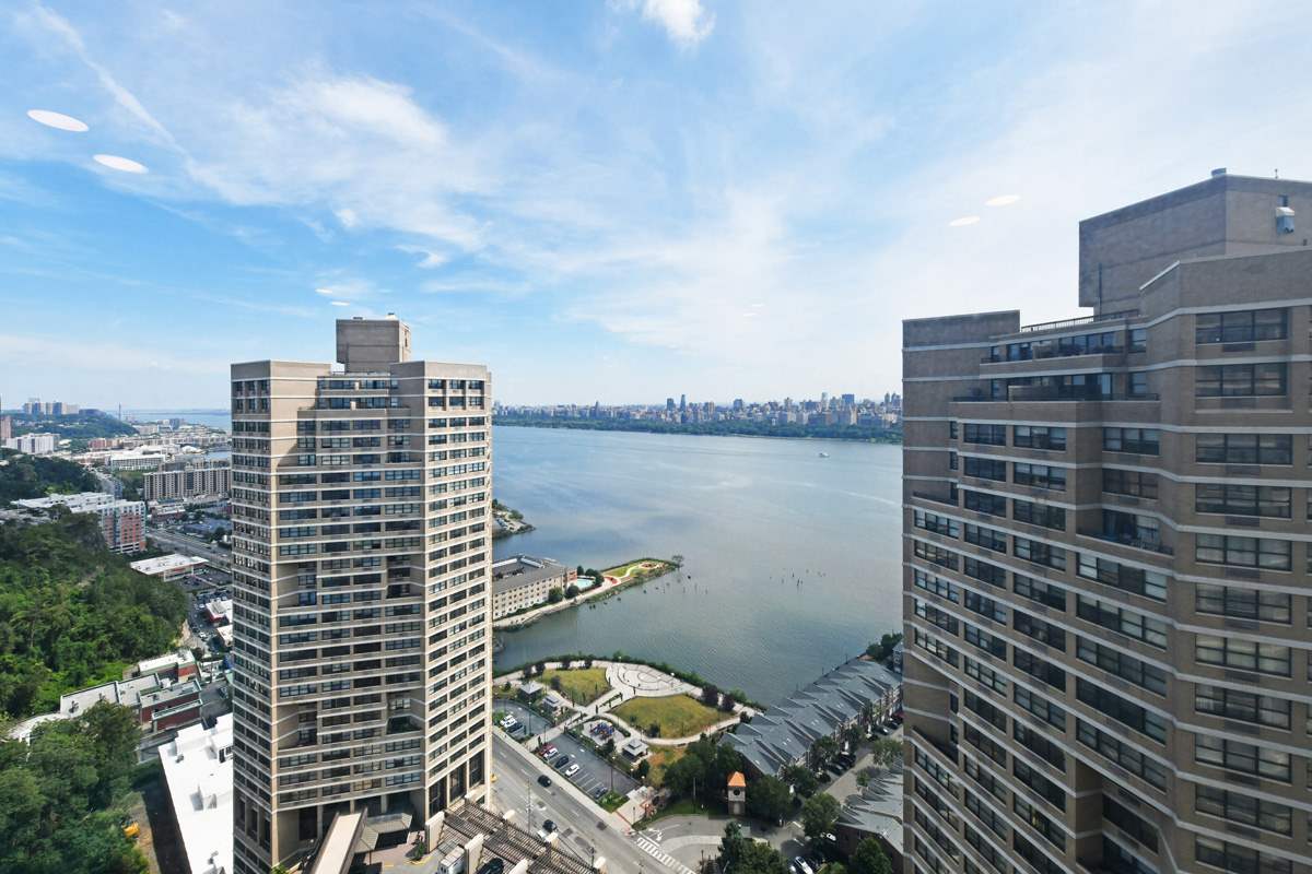 7000 Boulevard East, Unit 43H Guttenberg, NJ 07093 - Photo 1 of 8 a picture of city view