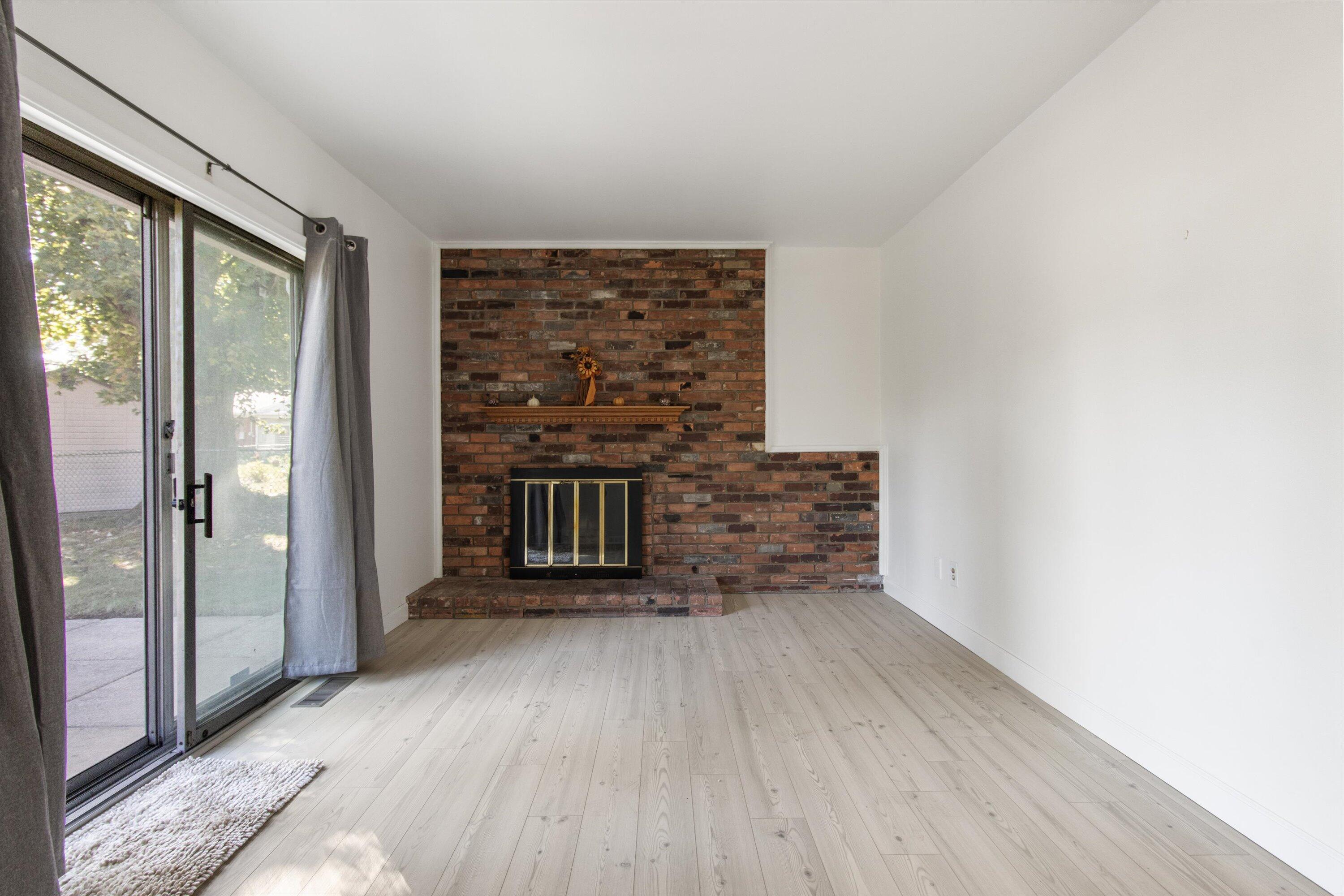 21361 Andover Road Southfield, MI 48076 - Photo 7 of 20 15-andover-015