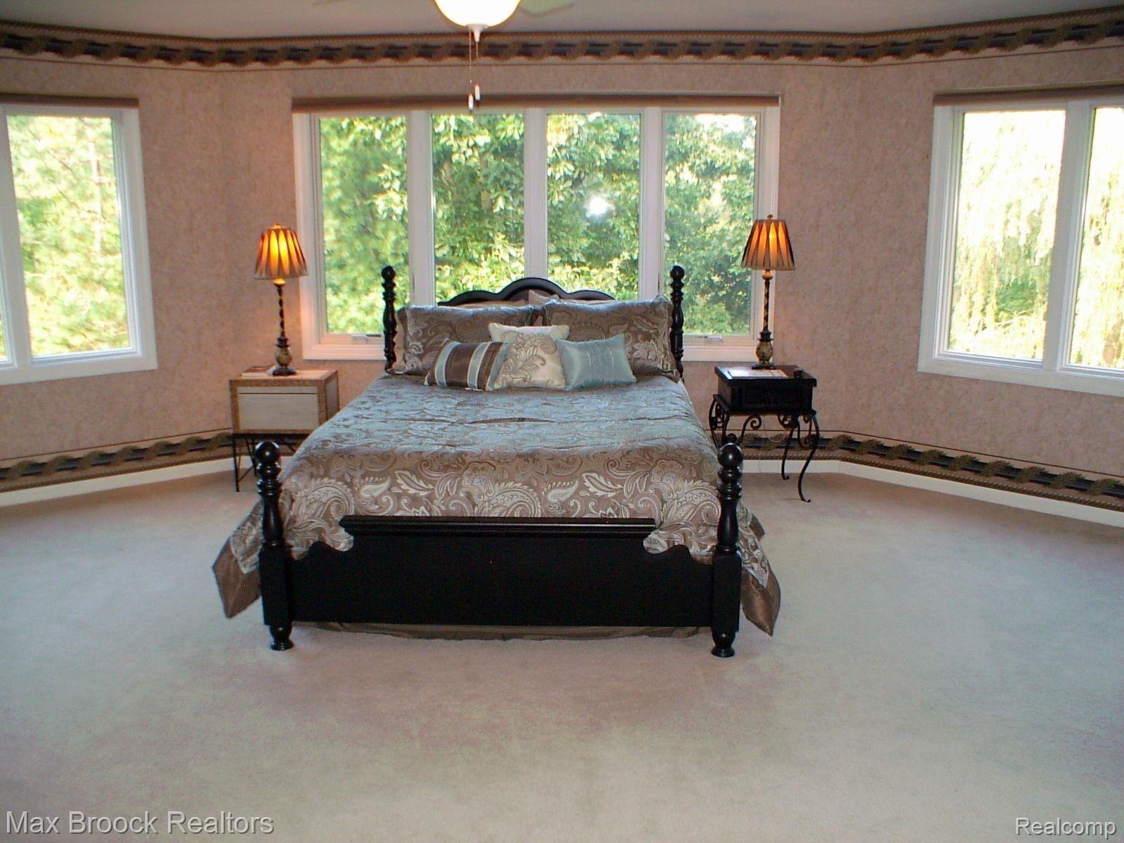 3114 Quail Ridge Circle Rochester, MI 48309 - Photo 40 of 51 Master bedroom