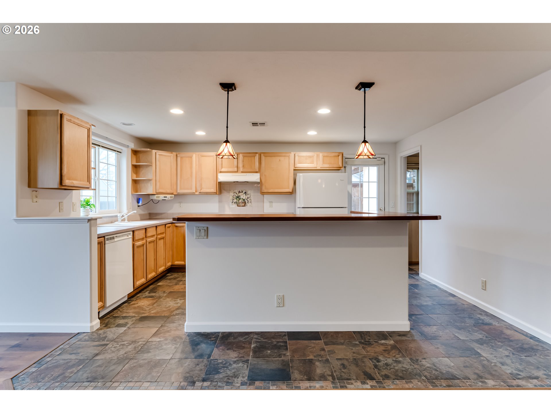 4240 Flagstaff Street Eugene, OR 97402 - Photo 8 of 30