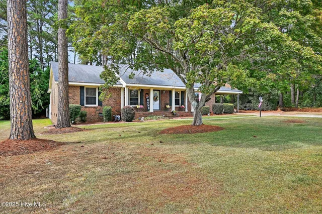 $255,000 | 3004 Highway 301, Wilson, NC 27893