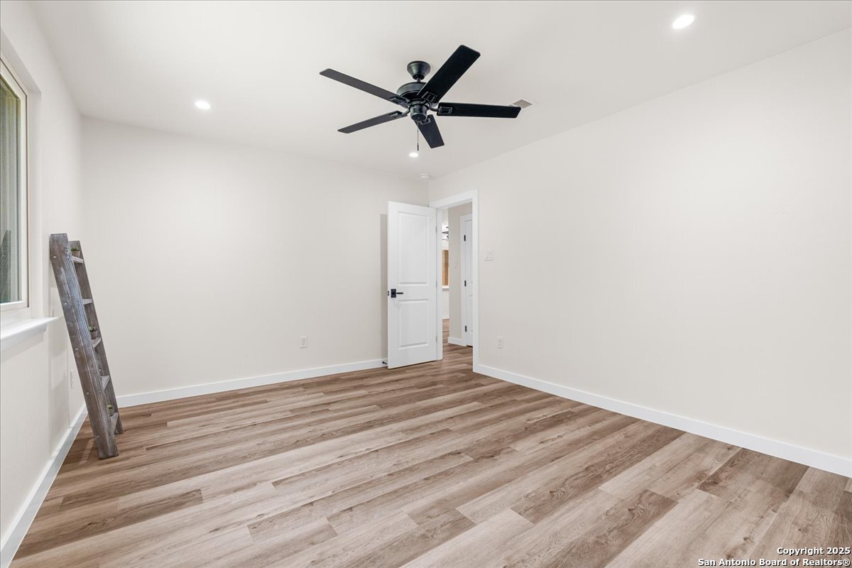 9717 Anderson Village Drive Austin, TX 78729 - Photo 15 of 30