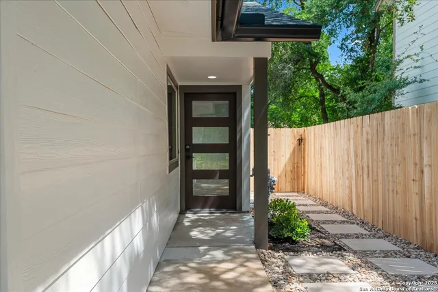 $2,800 | 9717 Anderson Village Drive, Austin, TX 78729