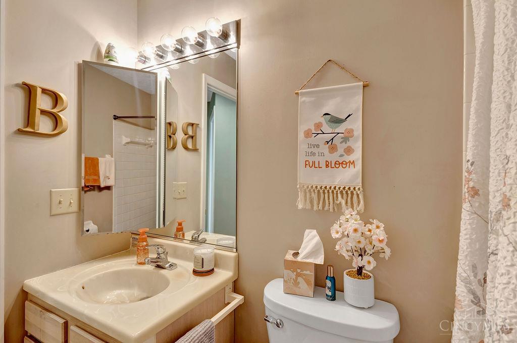 4350 Regency Ridge Court, Unit 208 Cincinnati, OH 45248 - Photo 42 of 56 Gallery Image 42