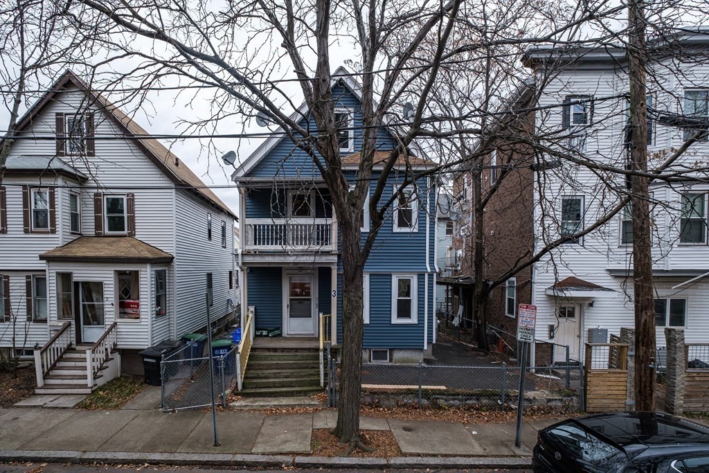 3 Dell Street, Unit 1 Somerville, MA 02145 - Photo 9 of 10