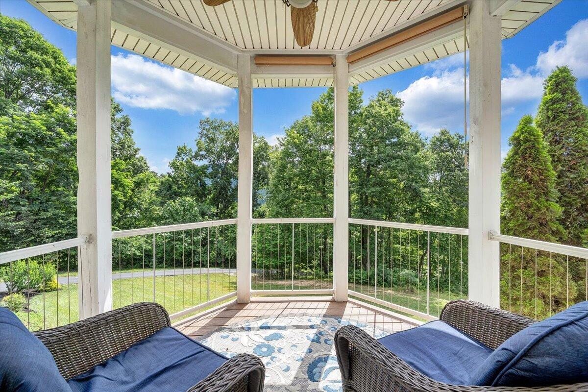 11010 Catawba Road Troutville, VA 24175 - Photo 43 of 68 42-MIB06336