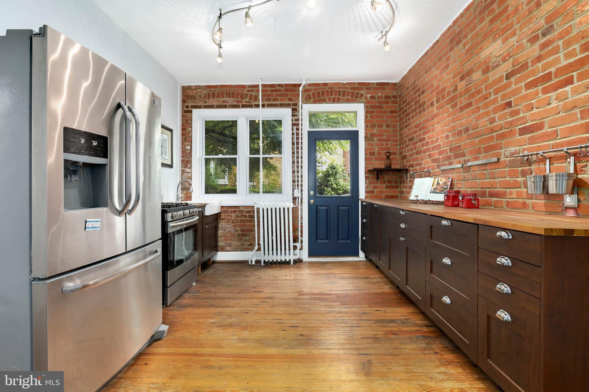 768 Harvard Street Northwest Washington, DC 20001 - Photo 11 of 30