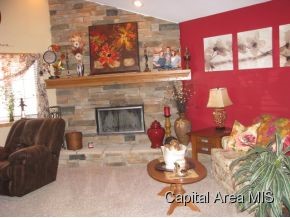 205 South Mill Street Athens, IL 62613 - Photo 12 of 16 Gallery Image 12