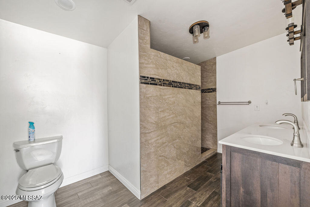 1430 West Roger Road Tucson, AZ 85705 - Photo 21 of 34