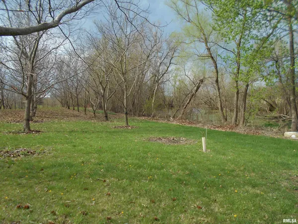 $50,000 | 16172 County Road 100 East, Blandinsville, IL 61420