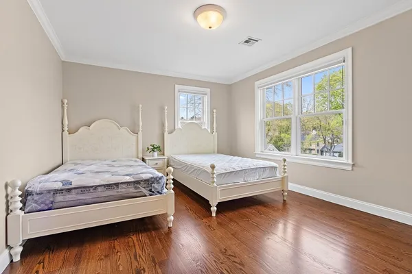 $2,898,000 | 37 Wall Street, Wellesley, MA 02481