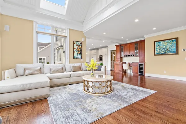 $2,898,000 | 37 Wall Street, Wellesley, MA 02481