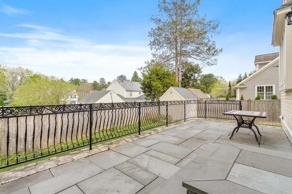 $2,898,000 | 37 Wall Street, Wellesley, MA 02481