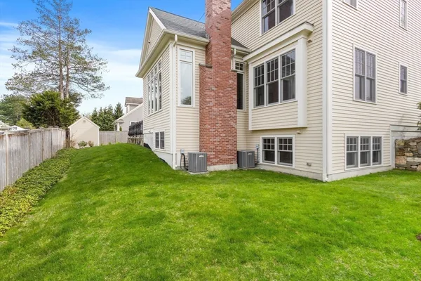 $2,898,000 | 37 Wall Street, Wellesley, MA 02481