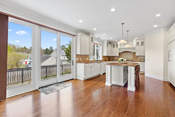 $2,898,000 | 37 Wall Street, Wellesley, MA 02481
