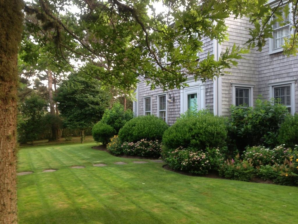 4 Sheep Commons Lane Nantucket, MA 02554 - Photo 2 of 26 Gallery Image 2