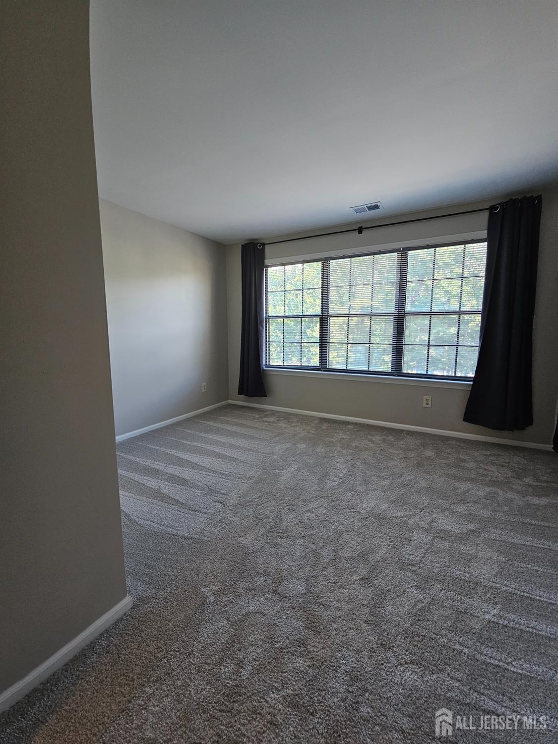 2809 Ridgefield Court Helmetta, NJ 08828 - Photo 26 of 38