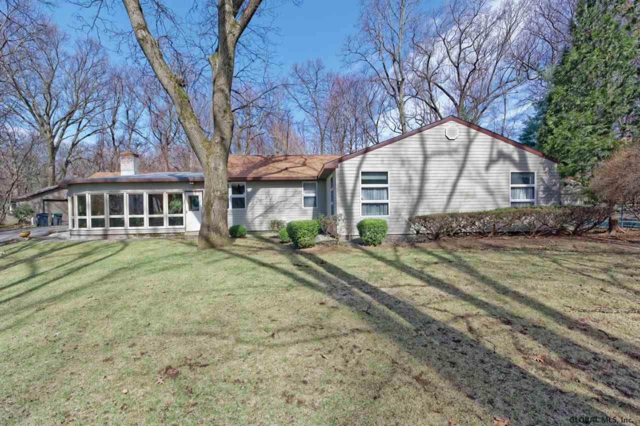 25 Hills Road Colonie, NY 12211 - Photo 3 of 65 Photo 5