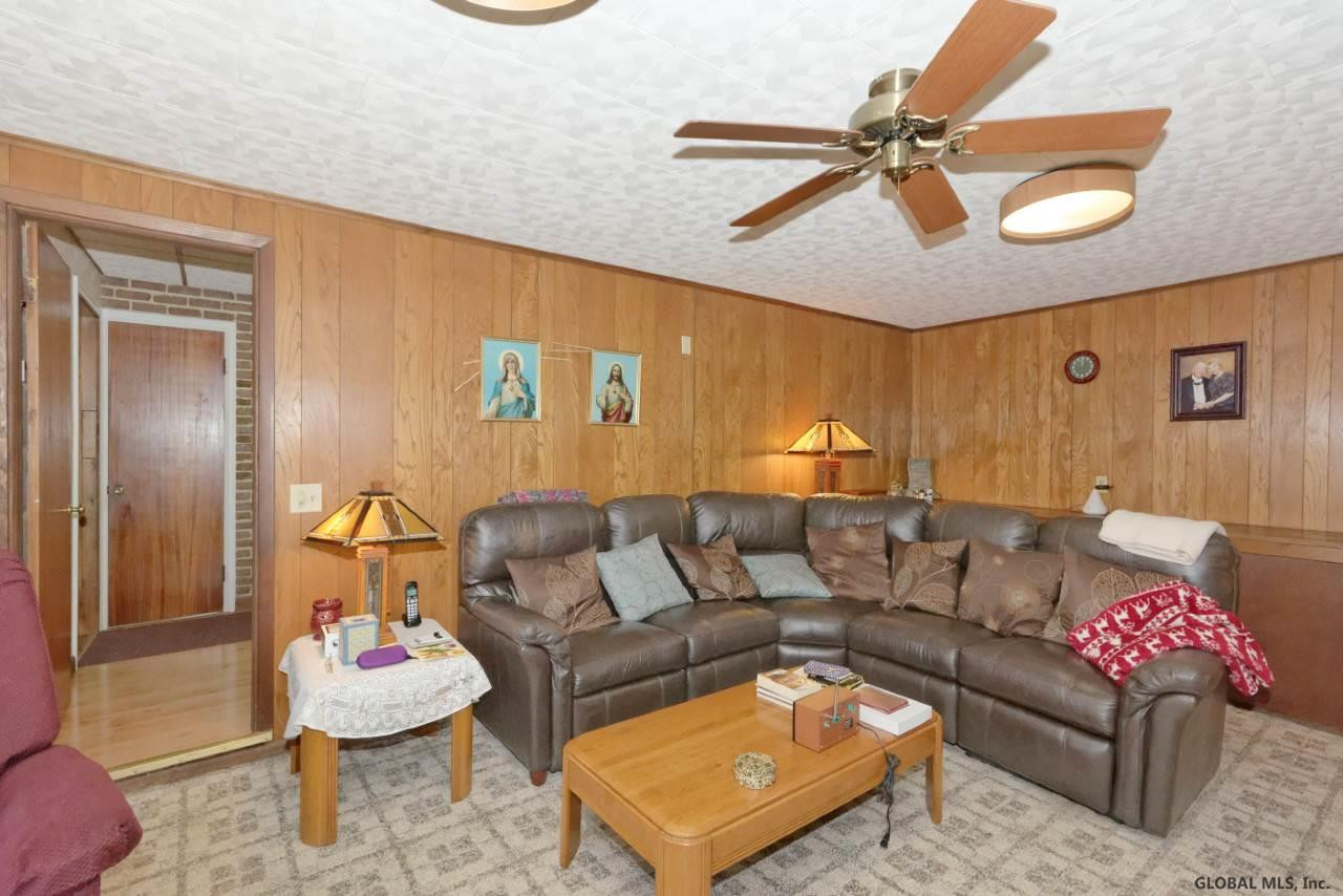 25 Hills Road Colonie, NY 12211 - Photo 31 of 65 Photo 34