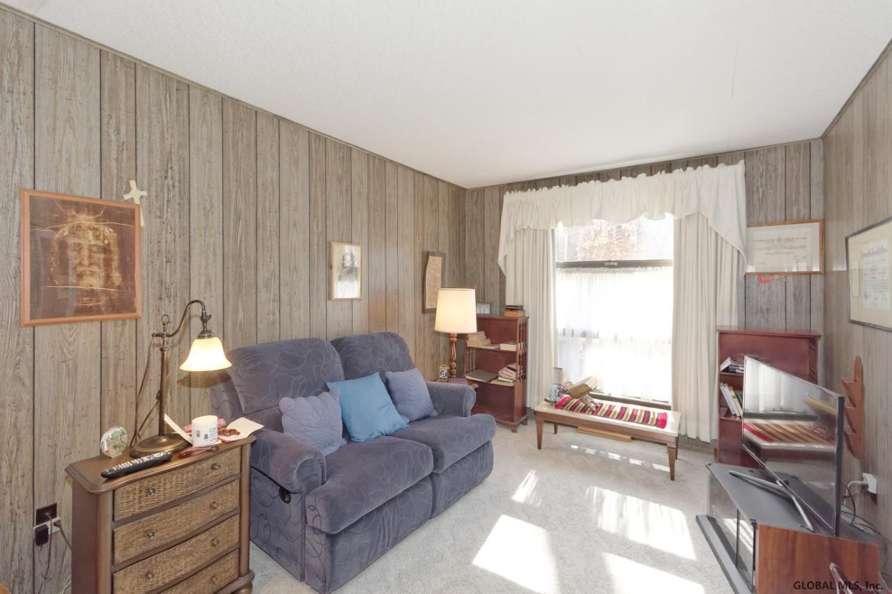25 Hills Road Colonie, NY 12211 - Photo 38 of 65 Photo 41