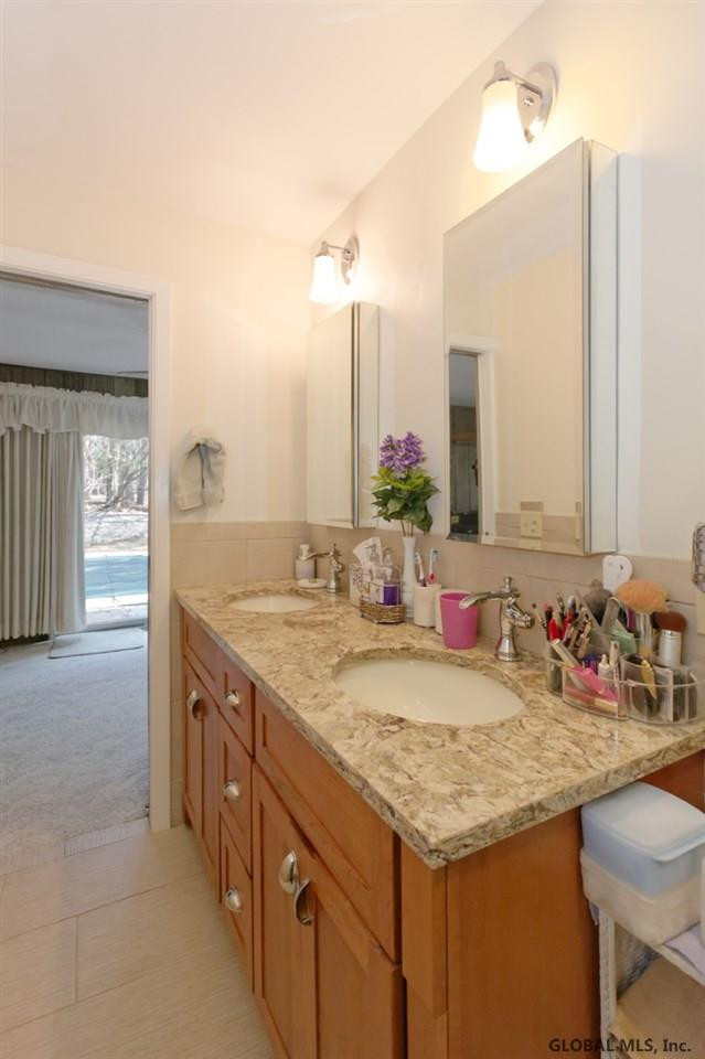 25 Hills Road Colonie, NY 12211 - Photo 43 of 65 Photo 46