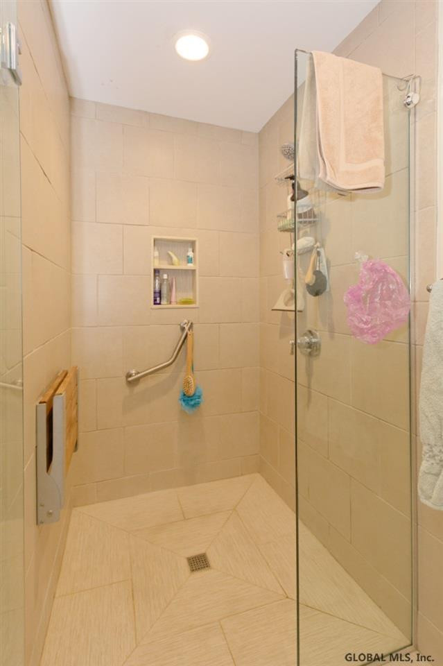 25 Hills Road Colonie, NY 12211 - Photo 44 of 65 Photo 47